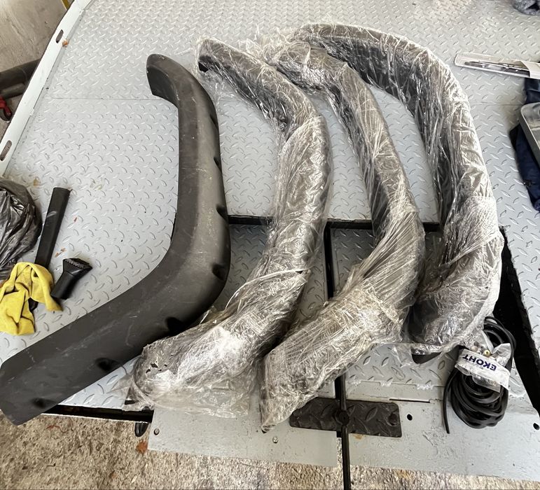 Уширители за pajero/galoper