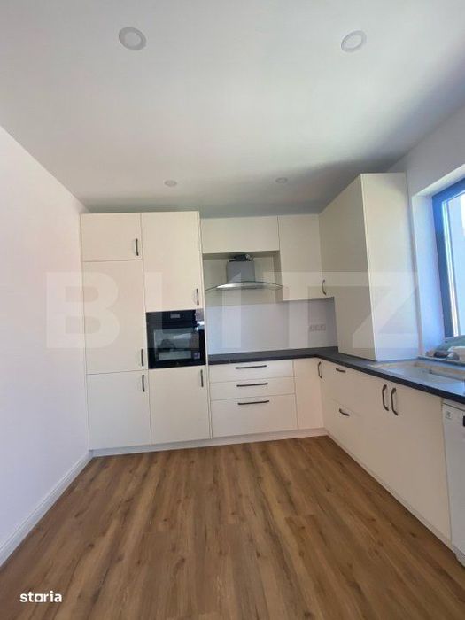 Casa de vanzare, cu 5 camere, 160 mp, Bistrita