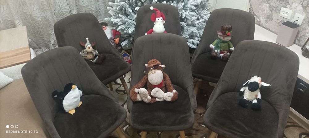 Продаются стулья 6 штук