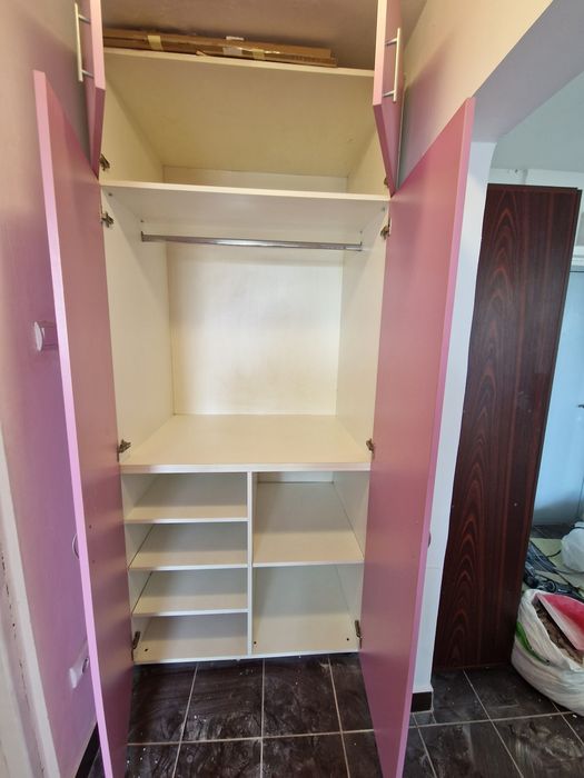 Vand mobila dormitor