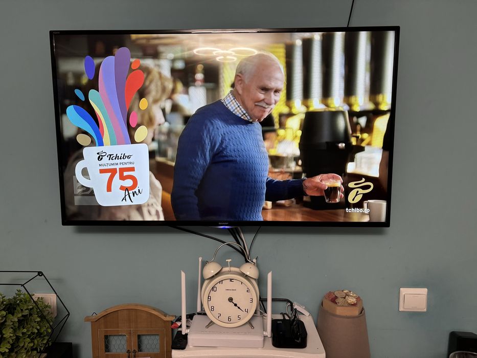 Televizor LED 109 cm Sharp Aquos Full HD