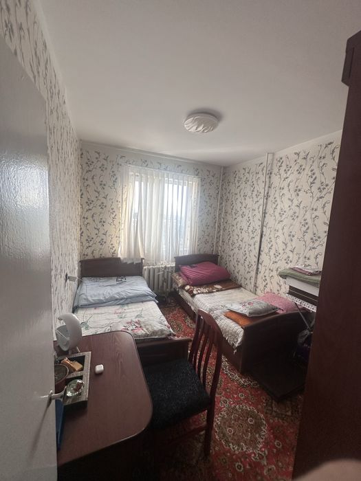 Uy sotiladi! Dom 2/8/9 asia.uz yonida