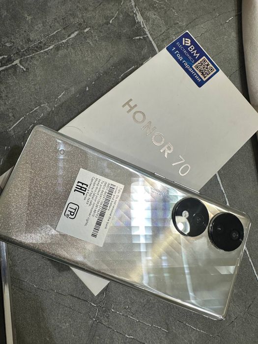 Honor 70 8+2/256 gold
