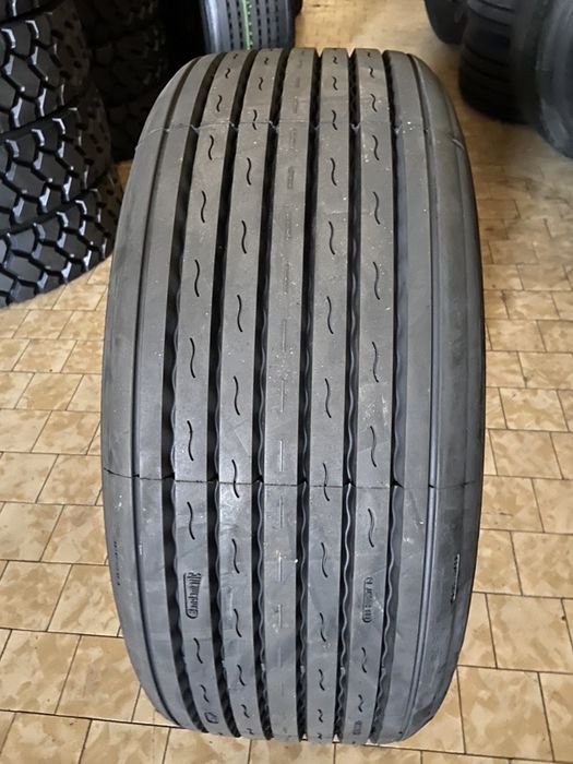 Anvelope camion 315/80 R22,5 295/80 R22,5 13 R22,5 385/65 R22,5