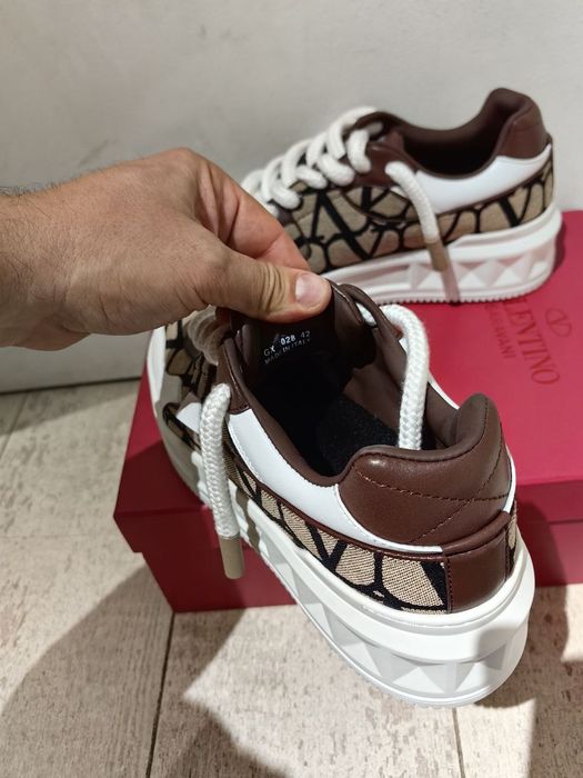 Кецове Valentino garavani маратонки нови !