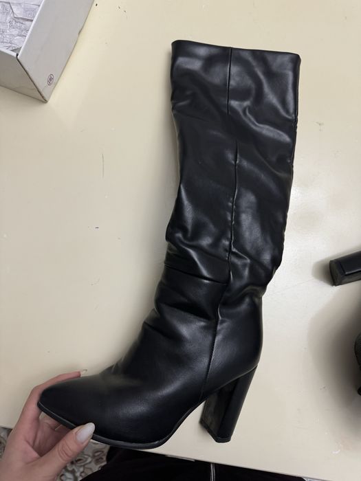 Сапоги на каблуке