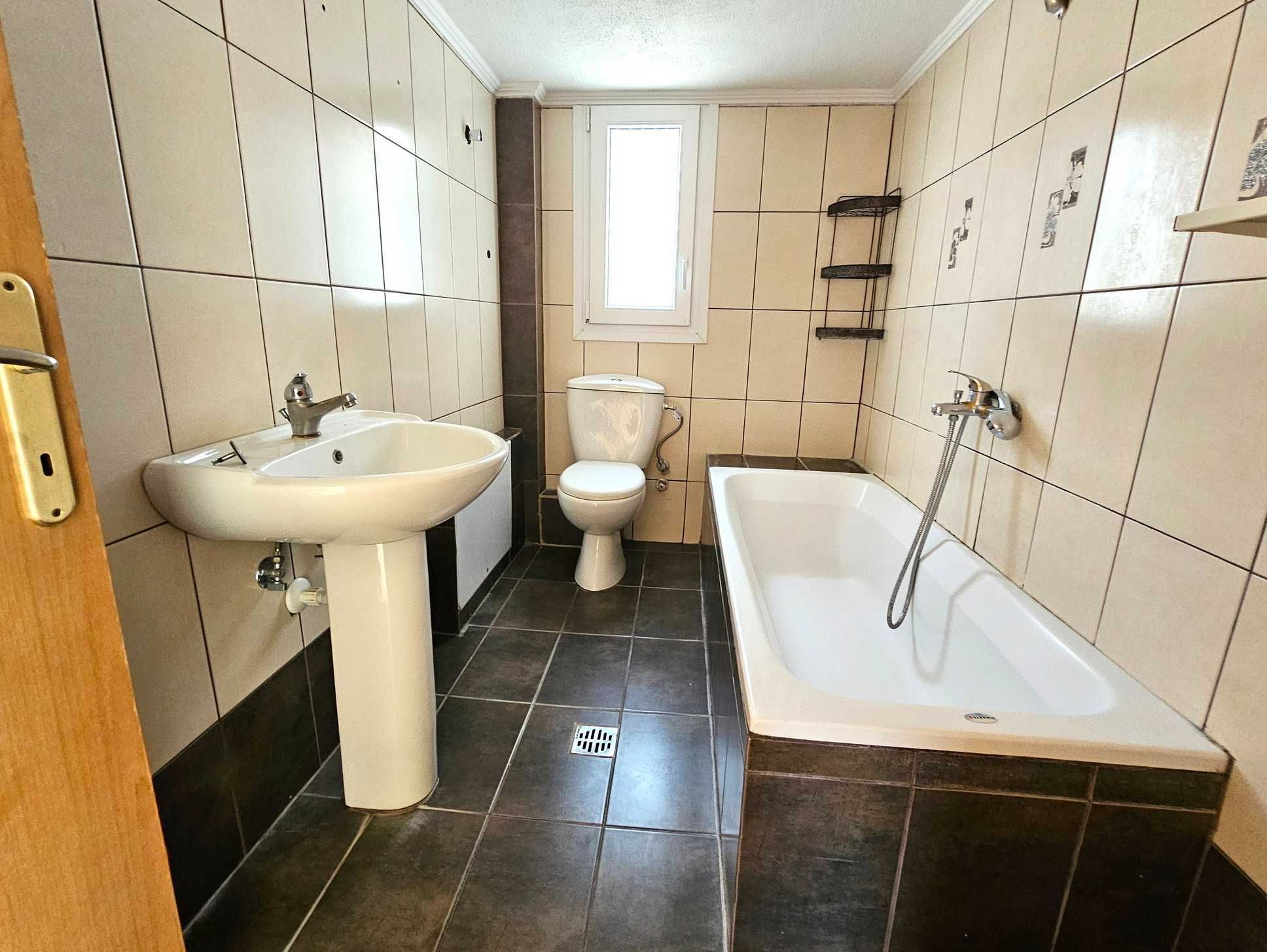 ПРОДАВА се апартамент 90 кв.м. в AMYGALEONA Кавала (код 8130)