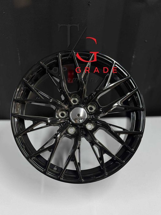 Продается комплект дисков R18
5/114*3