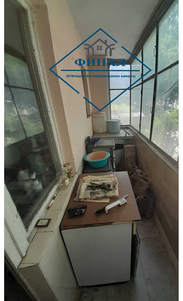 Продава се Двустаен апартамент в Шумен, Пазара - 70 кв.м за 1130 €/кв.м - Снимка #10