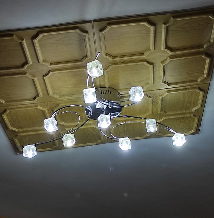 Lustra 10 becuri led