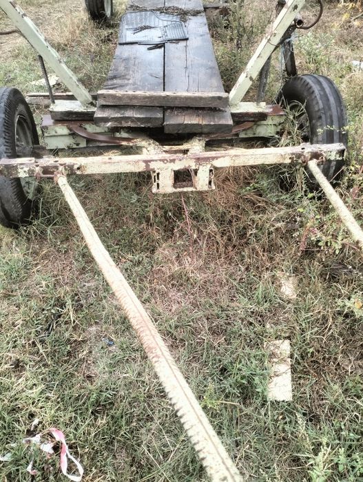 Vând căruță pentru tractor