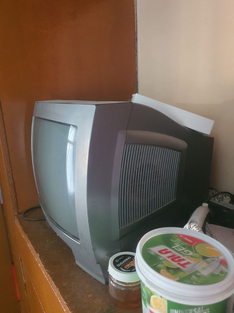 Televizor kichik