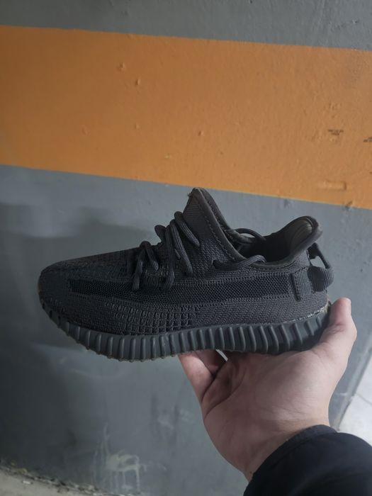 Adidas Yeezy 350v2