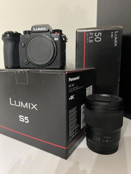 Panasonic Lumix S5 + Panasonic Lumix S 50 mm