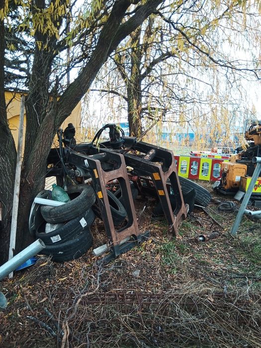 graifer hidraulic ptr materiale constructie - 2 buc disponibile