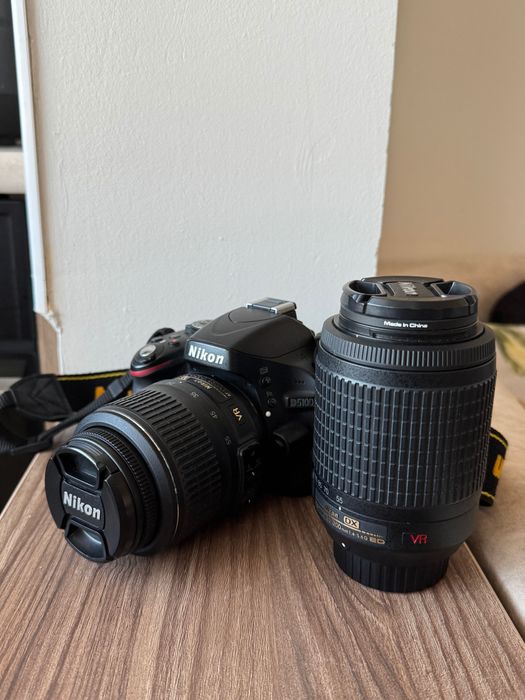 Nikon D5100 фотоапарат + обективи, аксесоари, статив