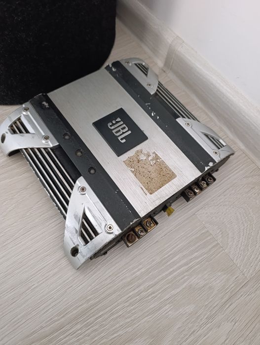 Subwoofer Alpine + amplificator JBL