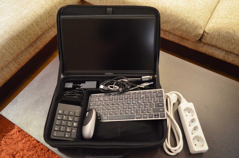 Портативен (Допълнителен) дисплей 15,6" ARZOPA + Клавиатура и мишка.