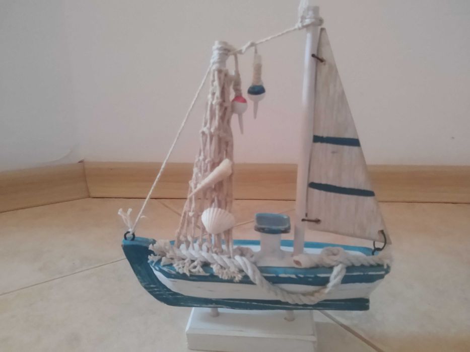 Сувенири кораб и платноходка