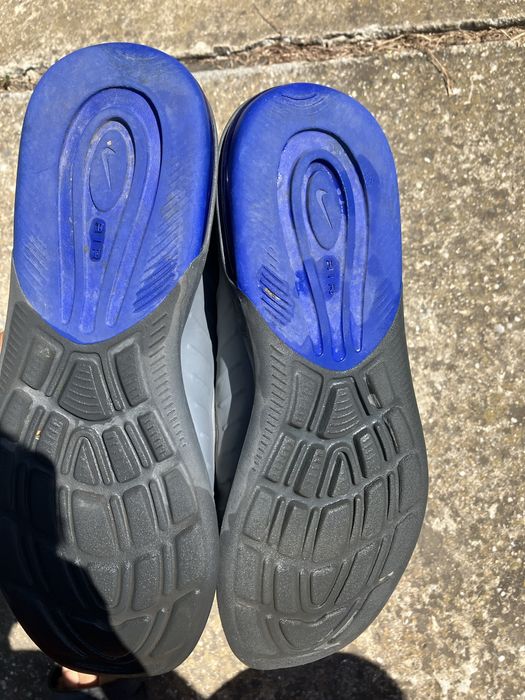 Adidasi Nike Air Max Axis