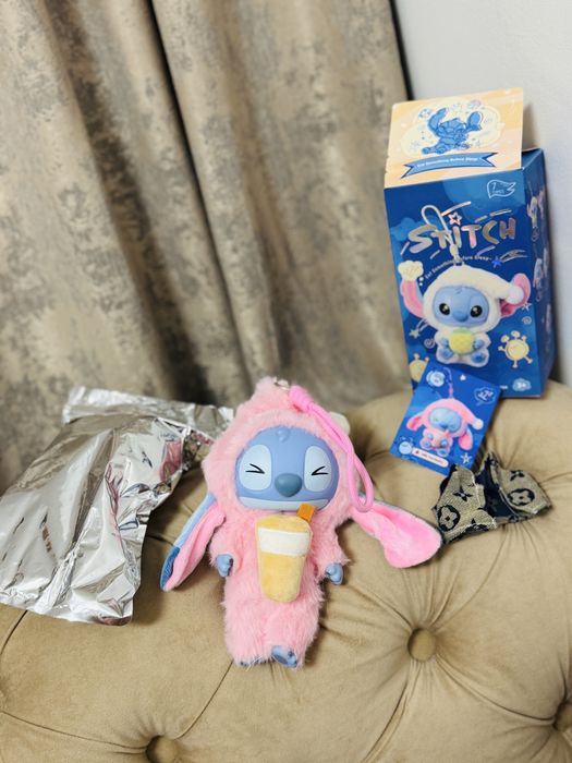Labubu Stitch miniso disney canta si lumineaza