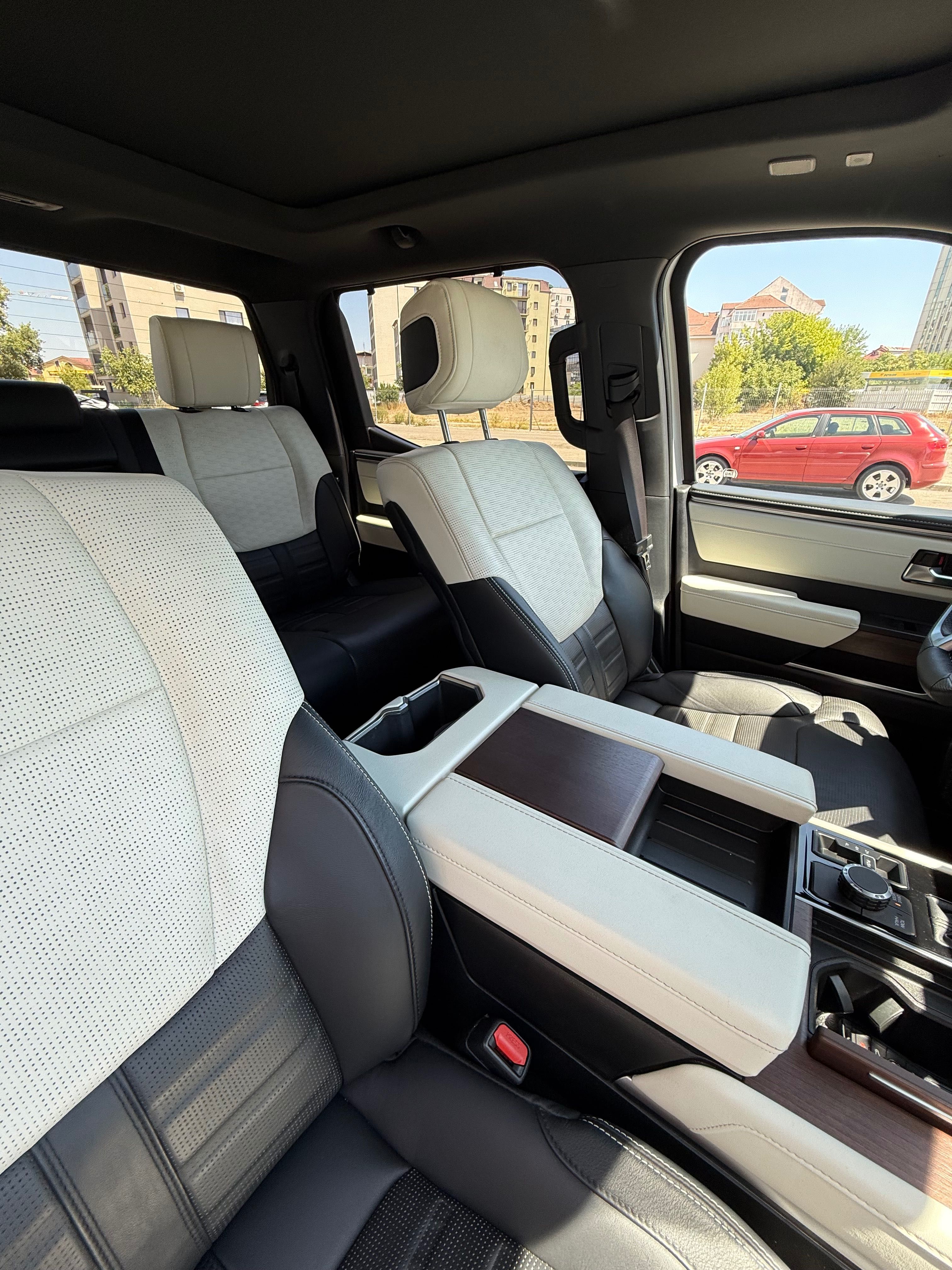 Toyota Tundra Capstone 2023 – Alb Imaculat
hibrid i-FORCE MAX 437 CP