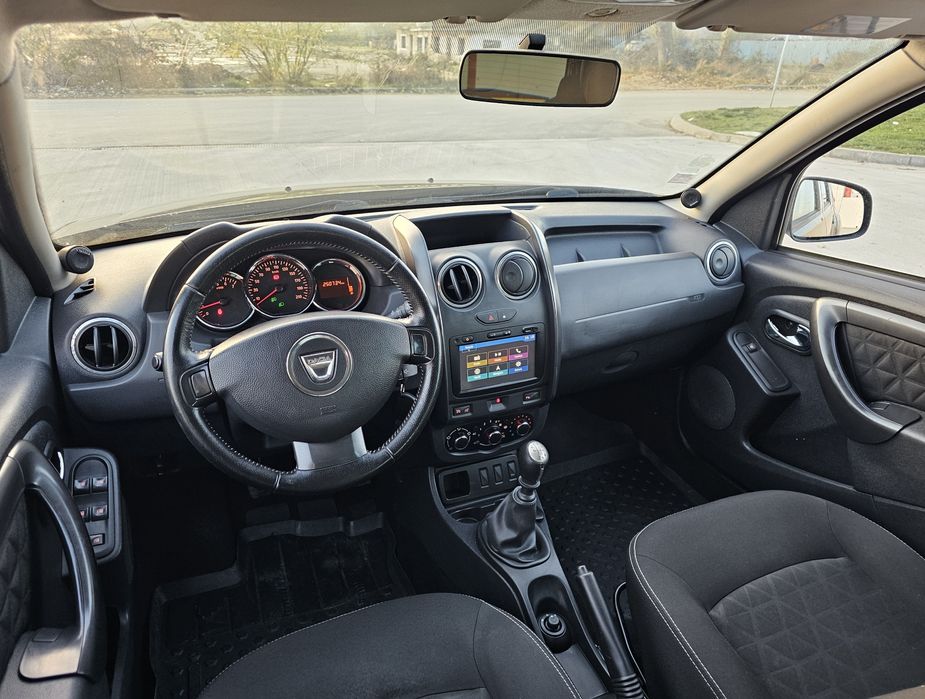 Dacia Duster Laureate - 2015