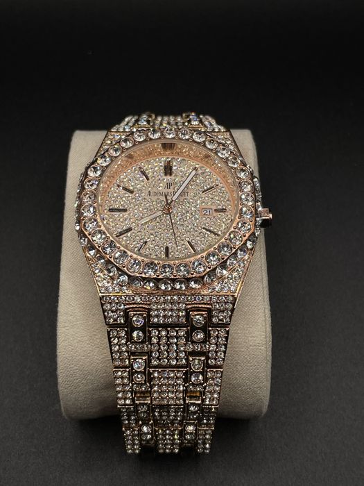 Audemars Piguet AP Royal Oak Iced Out Диамантен часовник 41мм