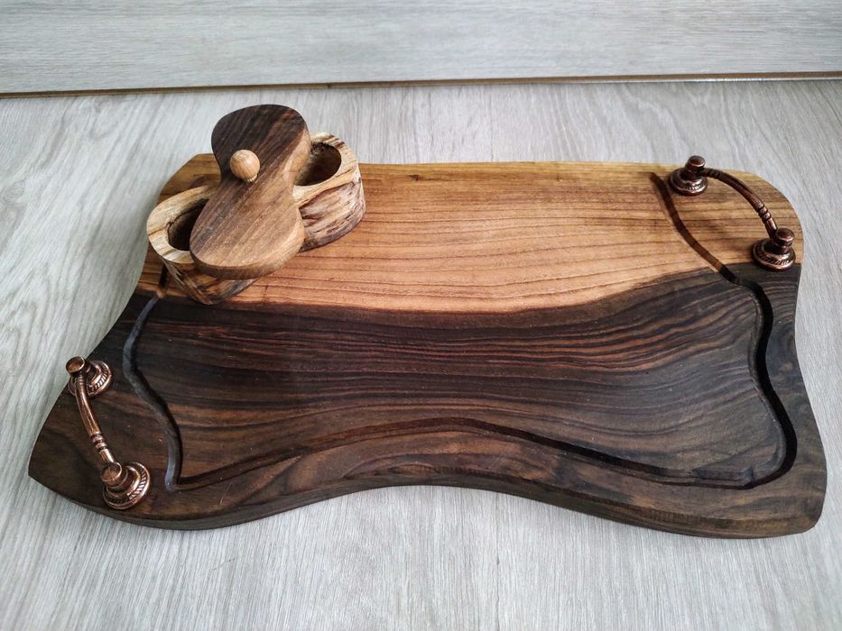 Дъска - поднос за мезета