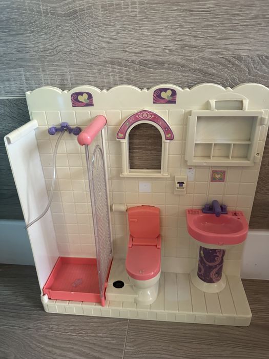 домик,туалетный уголок для кукол