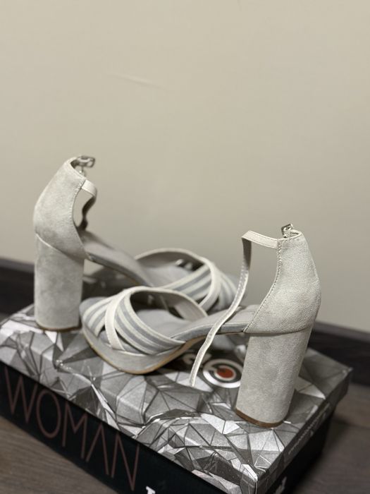 Официални обувки