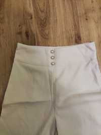 Pantaloni groși cu perle