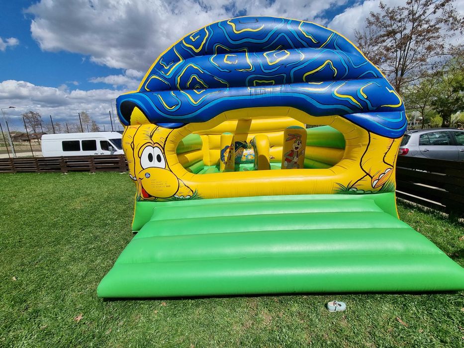 Inchiriere topogan gonflabil