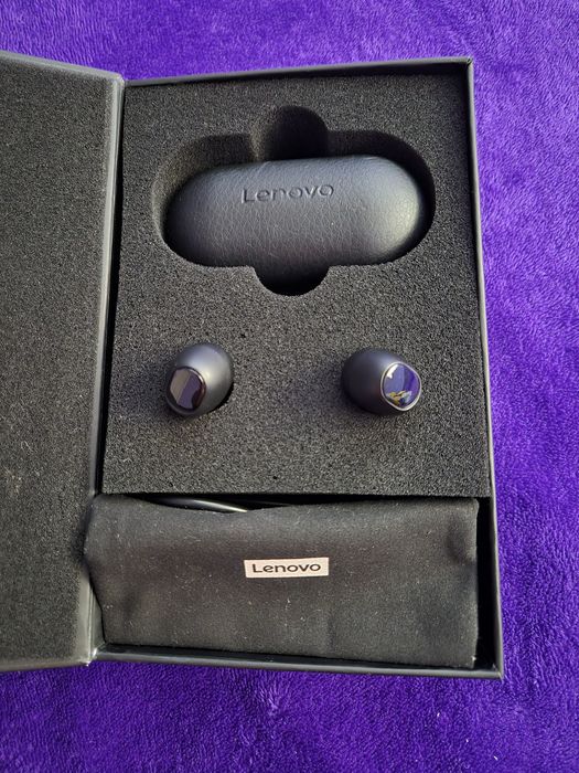 Безжични слушалки Lenovo