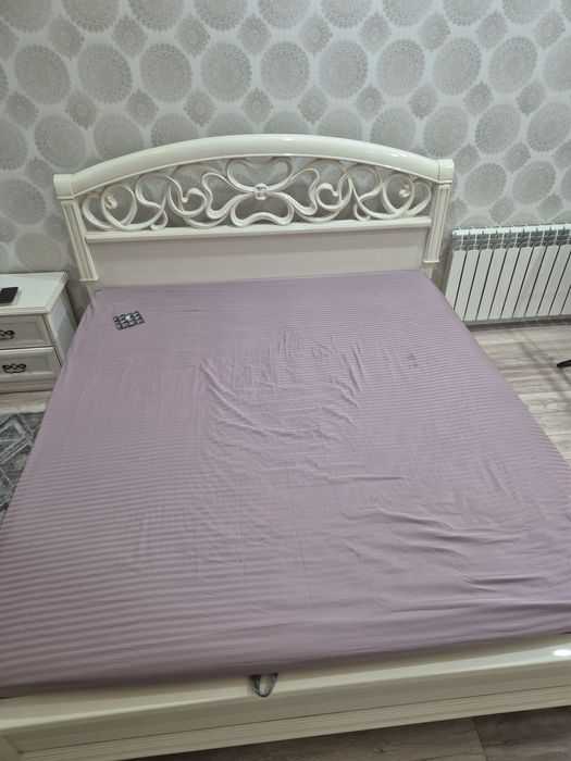 Спальная кровать