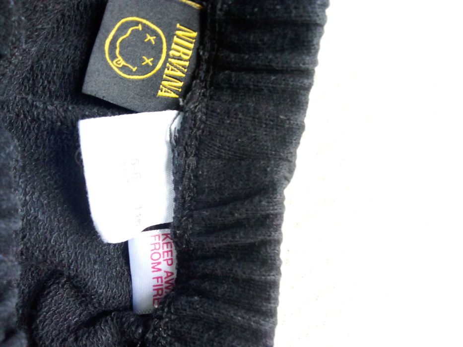 Анцунг момче Zara 5 г.-15 лв.