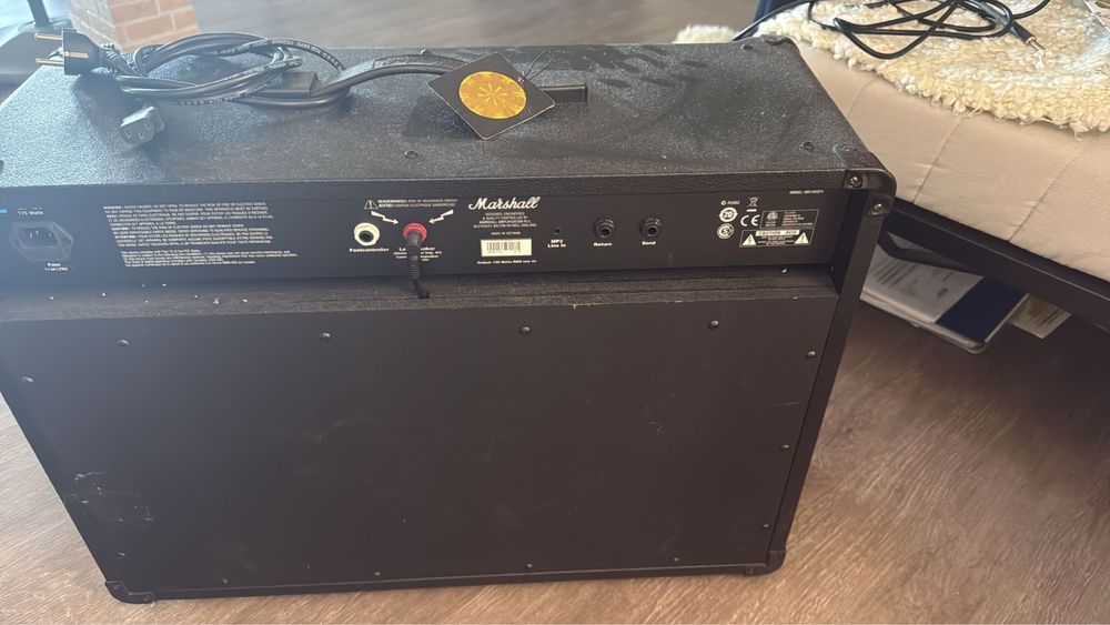 Amplificator chitara Marshall MG102FX 100 wati