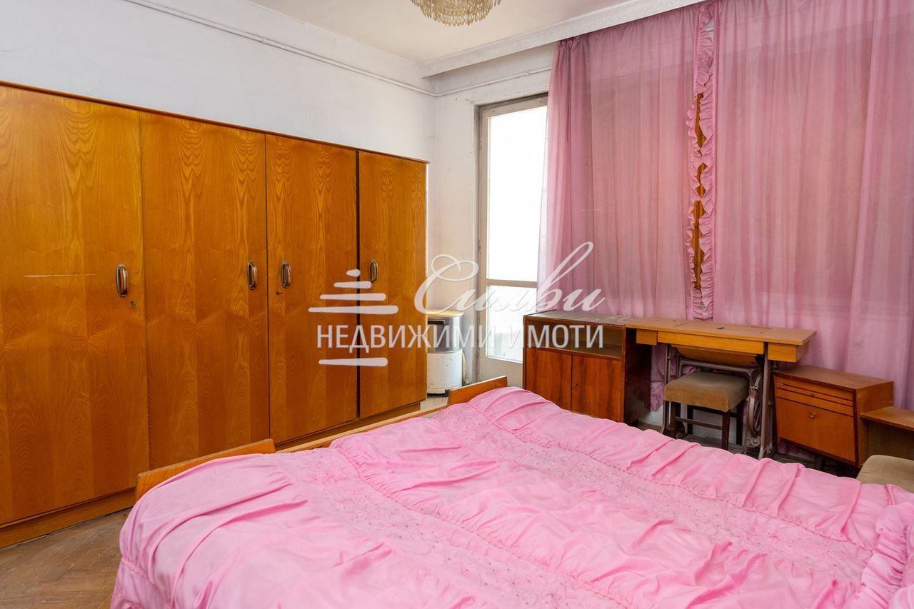 Продава се Двустаен апартамент в Шумен, 5-ти полк - 56 кв.м за 1212 €/кв.м - Снимка #5
