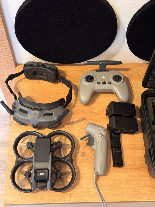 DJI Avata Fly More Combo – complet, pregătit de zbor