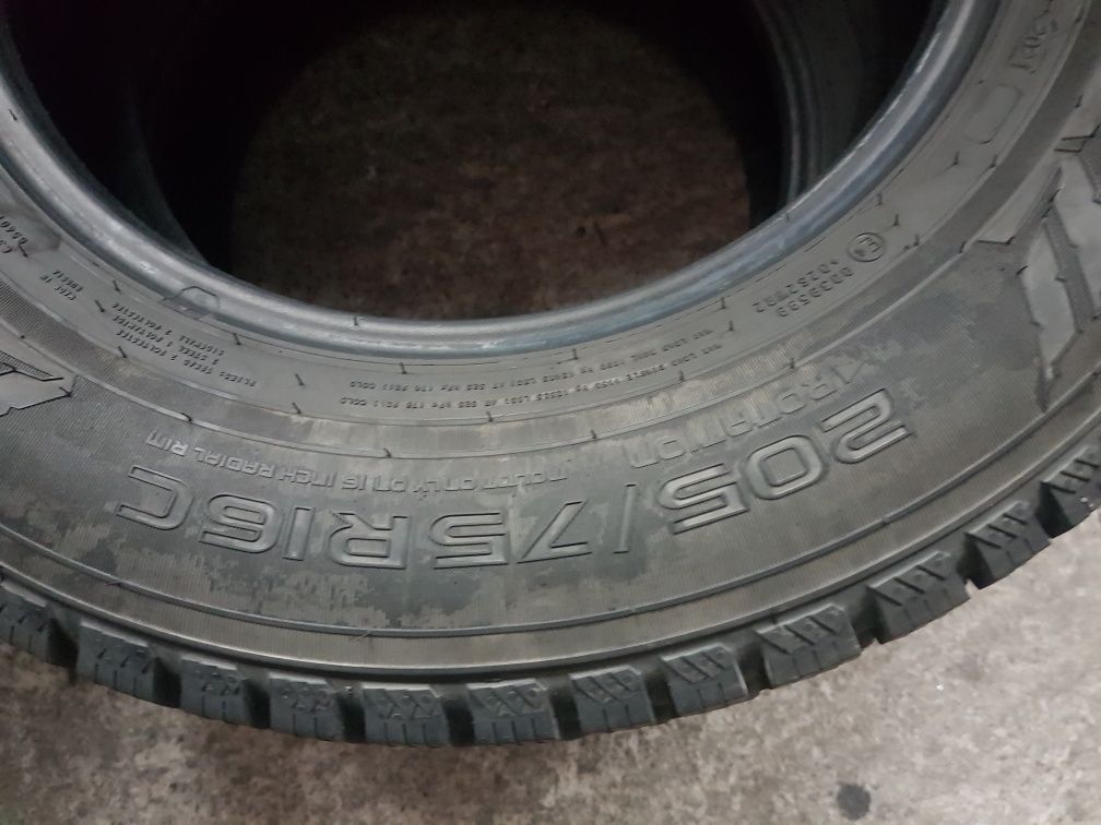 Nokian 205/75 R16 C 113/111R M+S iarnă