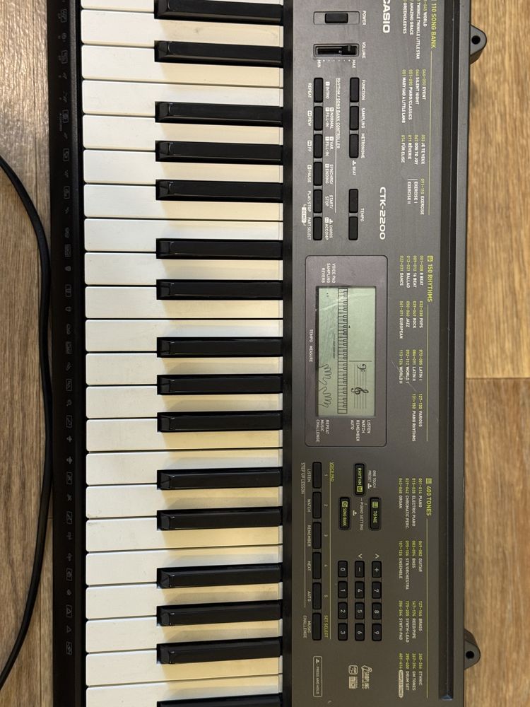 Синтезатор Casio CTK - 2200