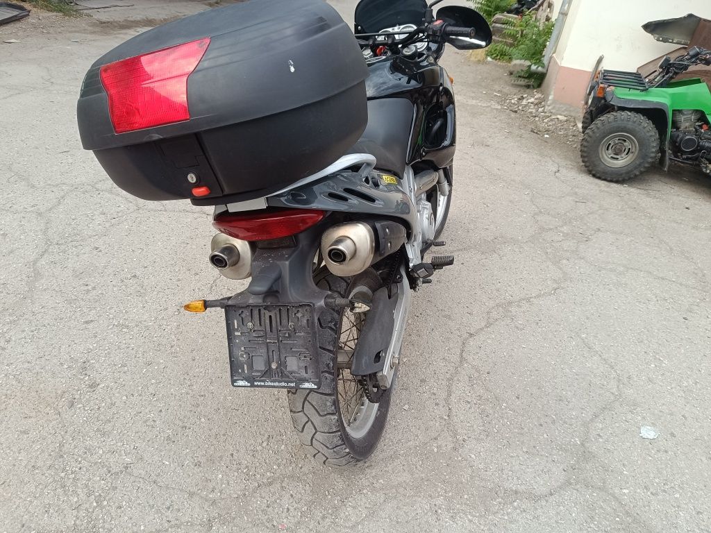 Aprilia pegaso 652