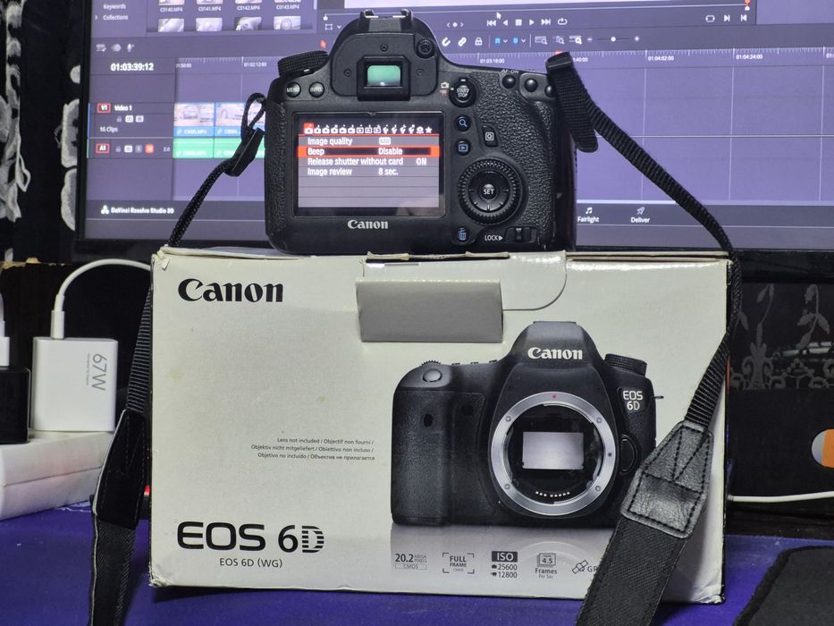Canon 6D body - Full Box