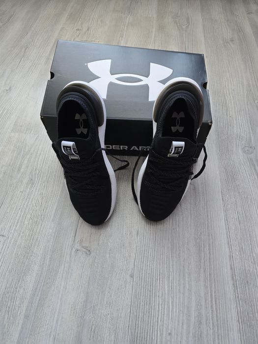 Under Armour Phantom 3