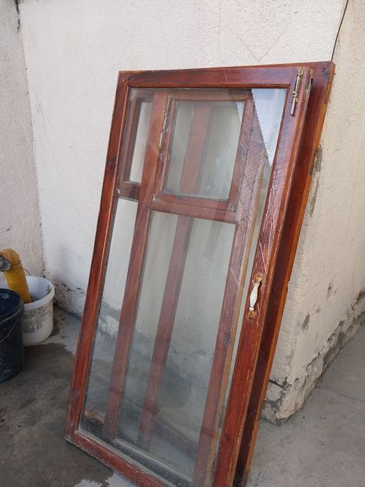 Деревянное окно без откос