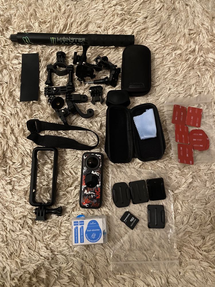 продам экшен камеру insta 360 x2