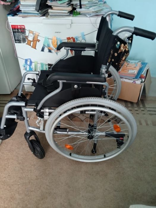 Инвалидная коляска