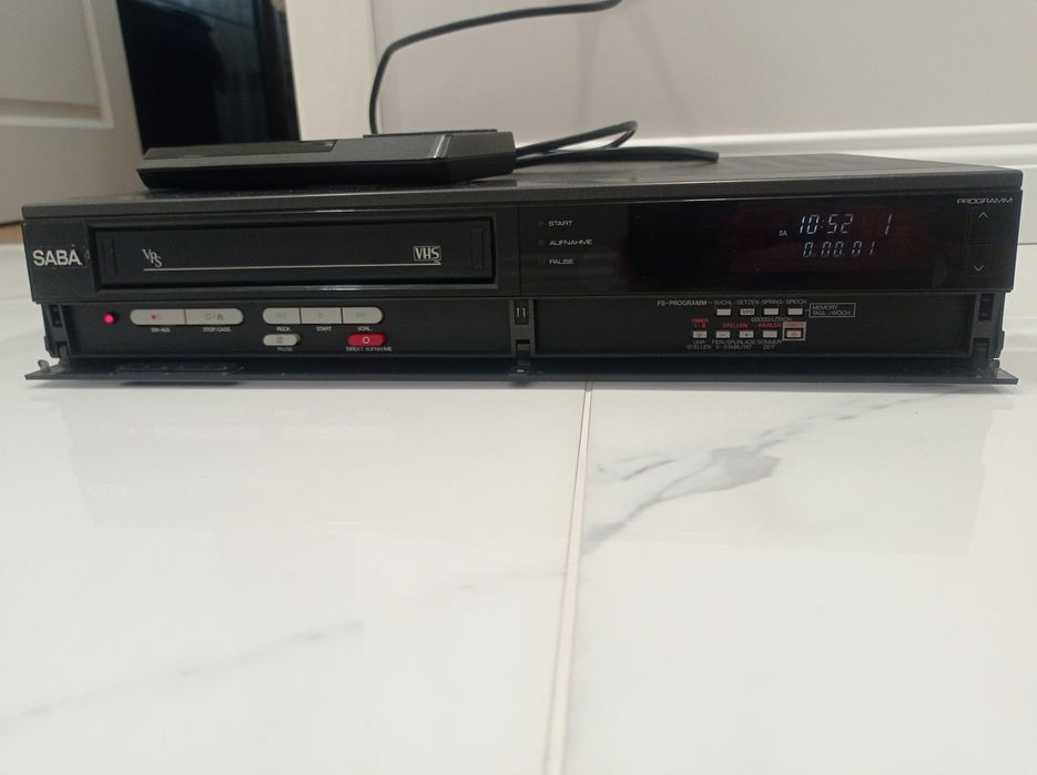 Видеомагнетофон VHS SABA VR 6520