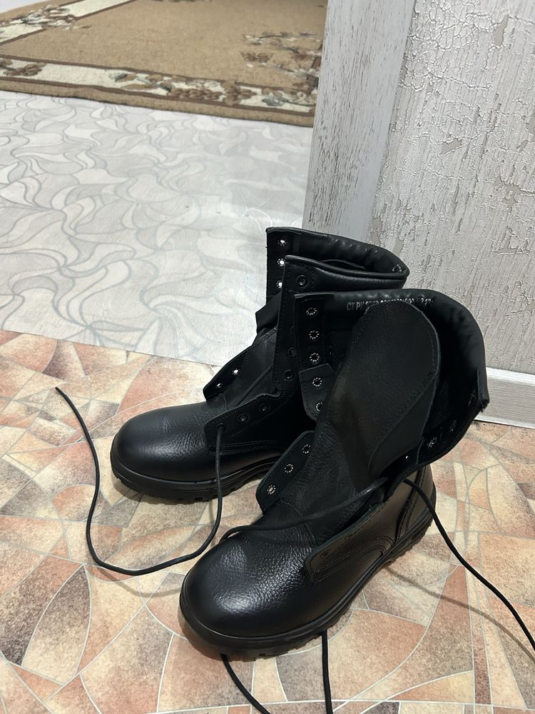 Уставные берцы кожанные