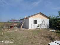 Case pe structura metalica